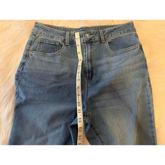 Jeans - Picture 6 of 7